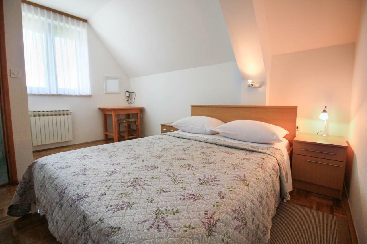House Milan 3* Rastovača